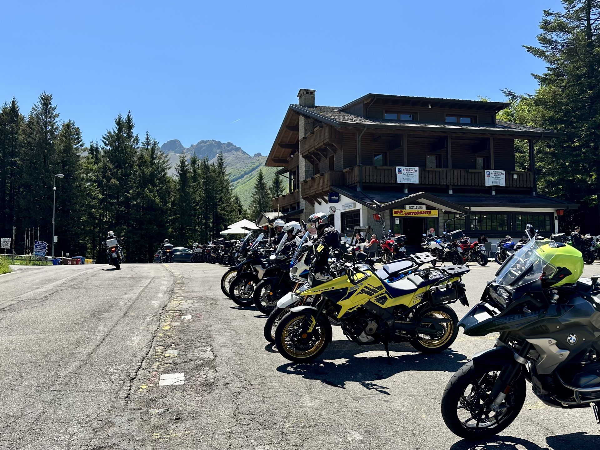 Passo del Cerreto – Passo Montano percorso moto – Foto 1