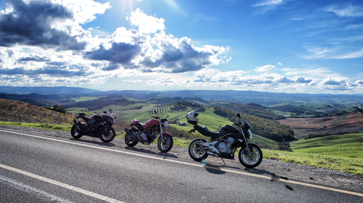(SP438) Asciano - Siena "Crete senesi" – Strada Panoramica percorso moto – Foto 1