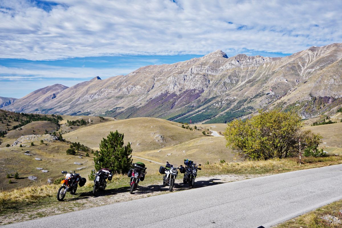 (SS17Bis) Assergi - Campo Imperatore – Strada Panoramica percorso moto – Foto 4