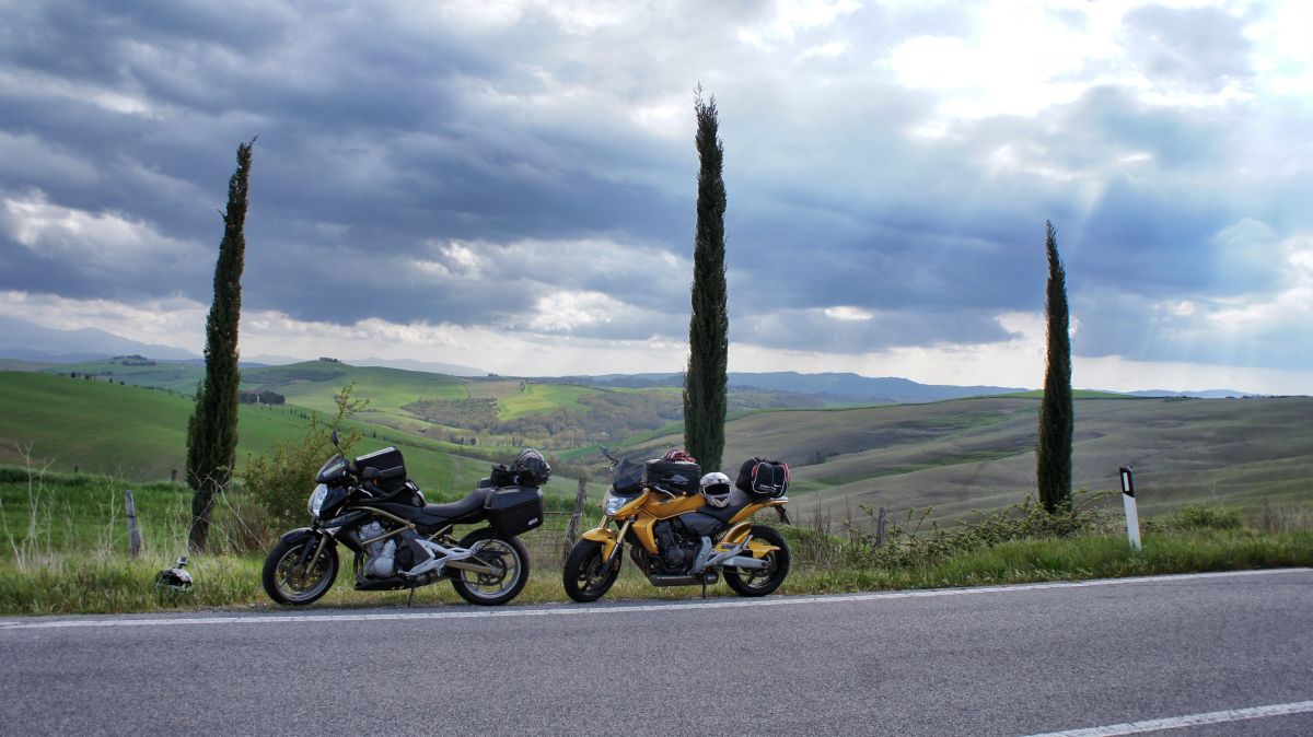 (SP146) Val D'Orcia – Strada Panoramica percorso moto – Foto 1