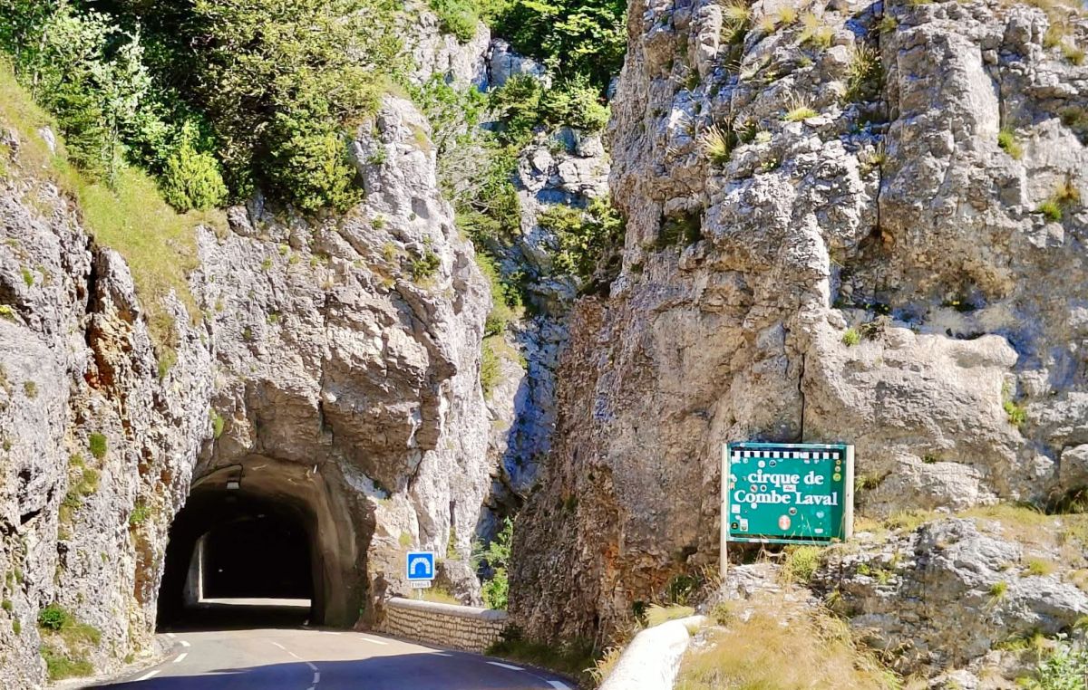 (D76) Combe Laval – Strada Panoramica percorso moto – Foto 2