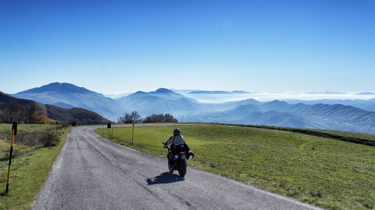 (SP15) Monte Nerone – Strada Panoramica percorso moto – Foto 4