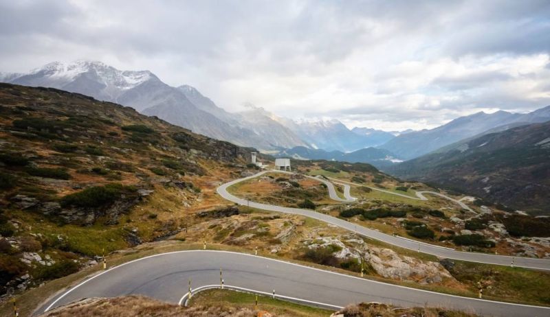 Passo del San Bernardino – Passo Montano percorso moto – Foto 1