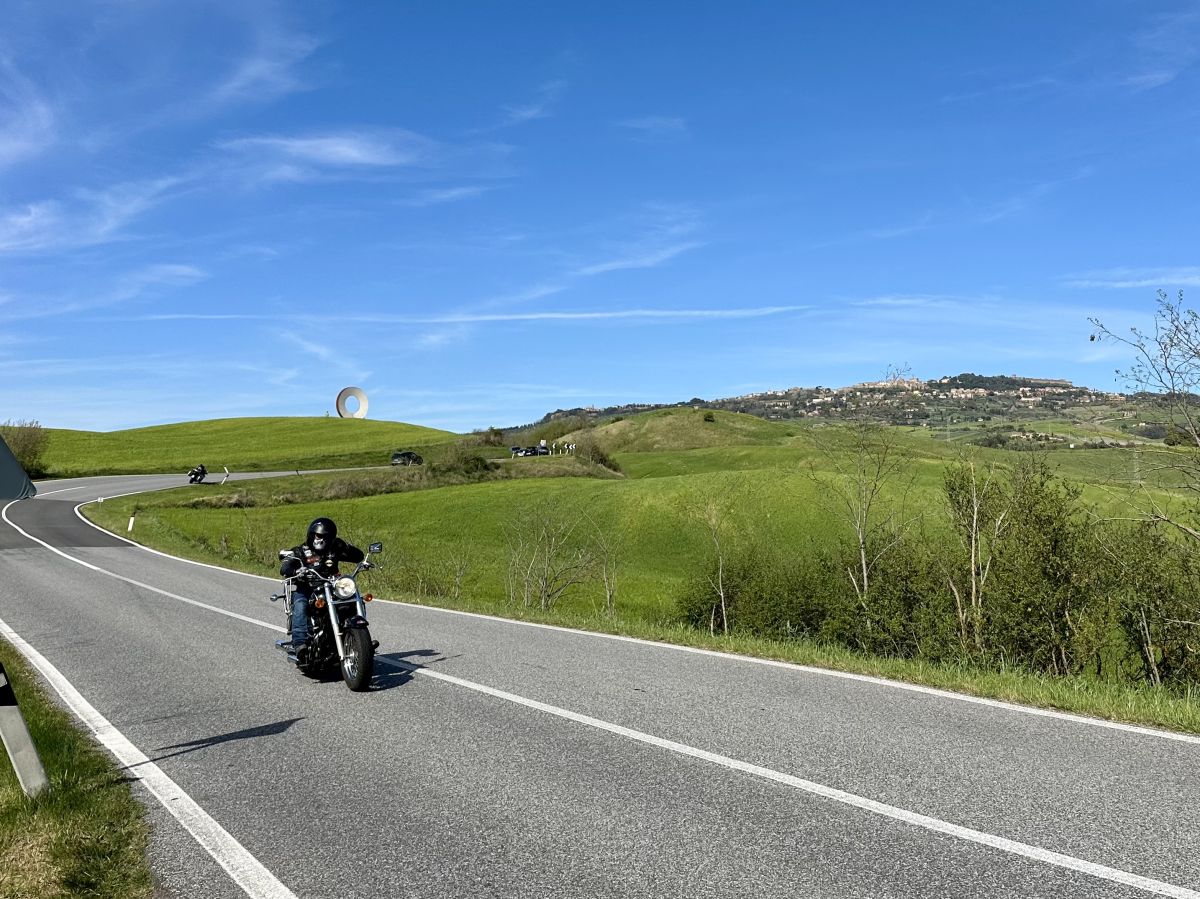 (SS68) Saline - Volterra – Strada Panoramica percorso moto – Foto 3