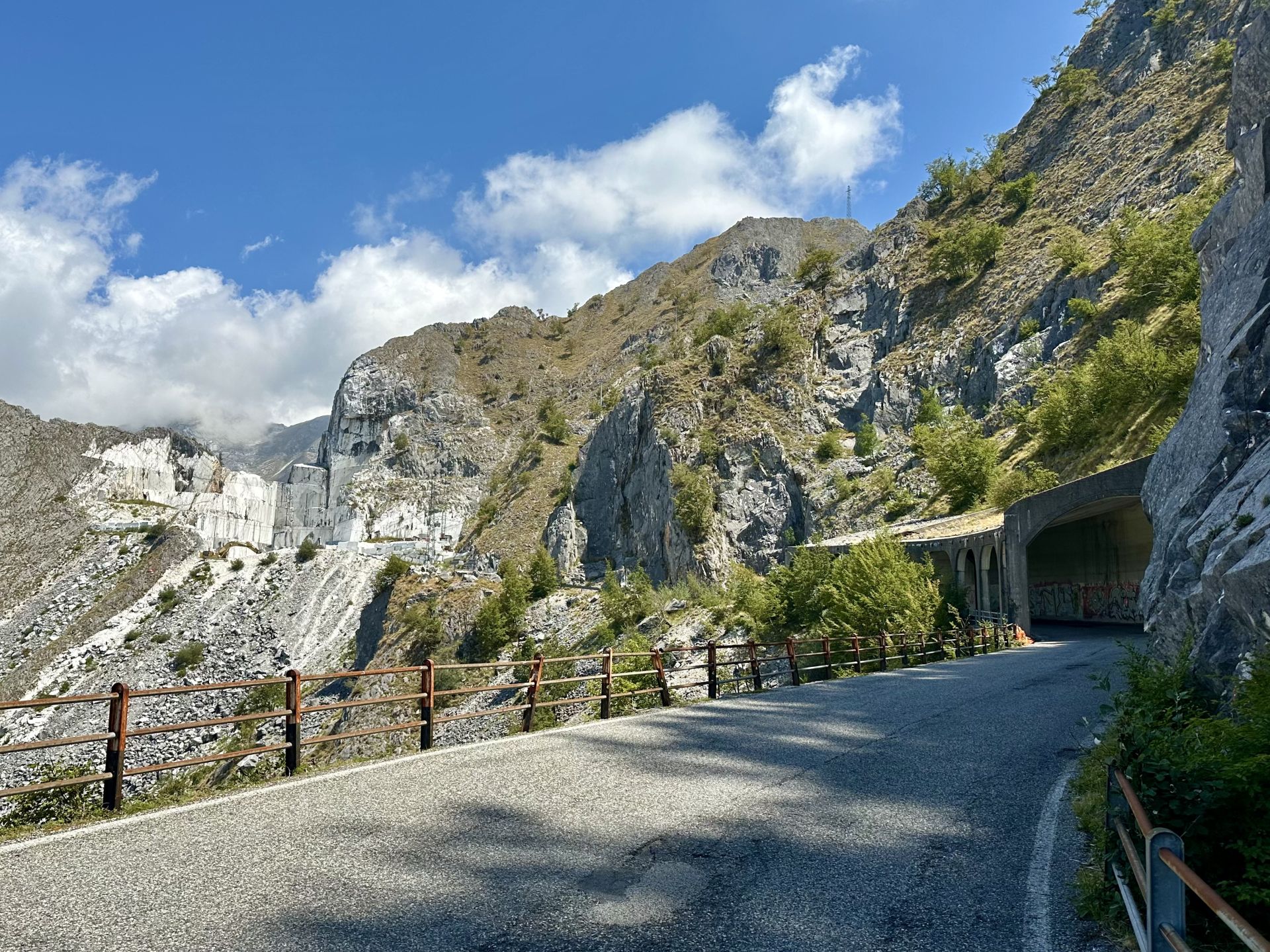 Passo del Vestito – Passo Montano percorso moto – Foto 2