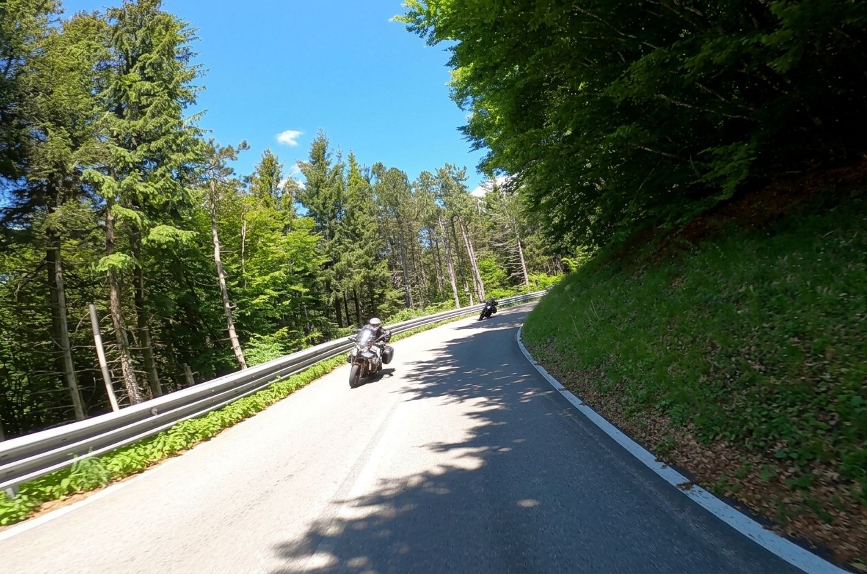 Passo del Cerreto – Passo Montano percorso moto – Foto 4