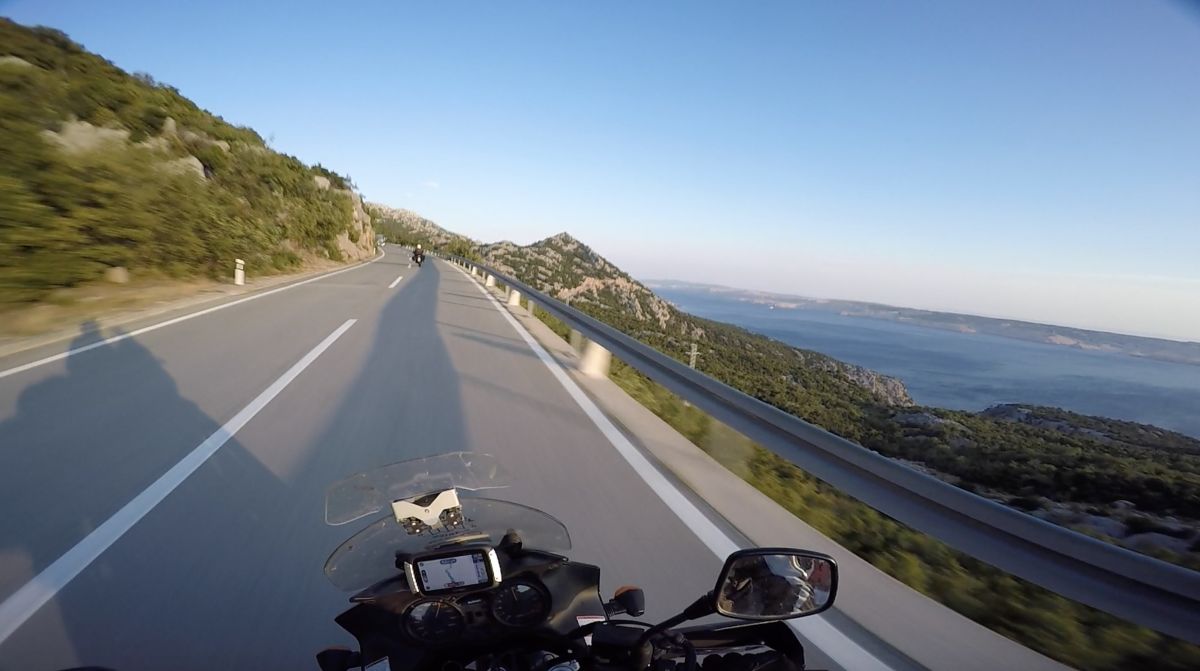 (8-E65) Rijeka - Senj - Rovanjska – Strada Panoramica percorso moto – Foto 3