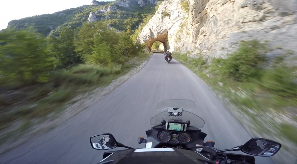 (R16) Piva Lake - Durmitor – Strada Panoramica percorso moto – Foto 2