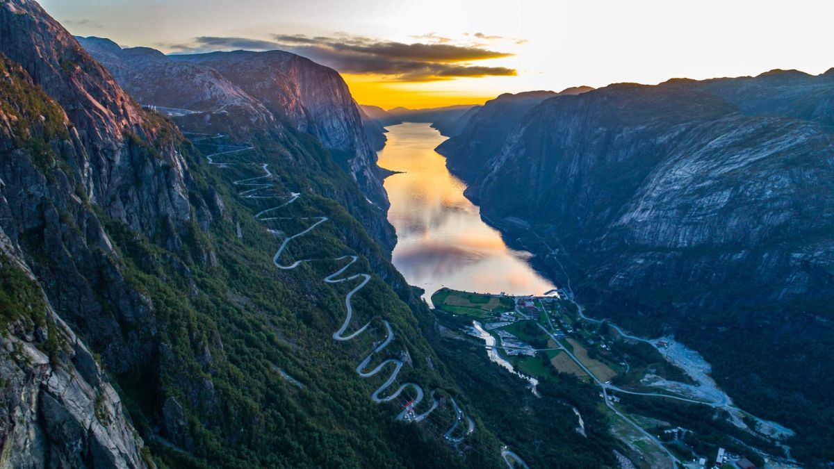 (4224) Lysebotn Road